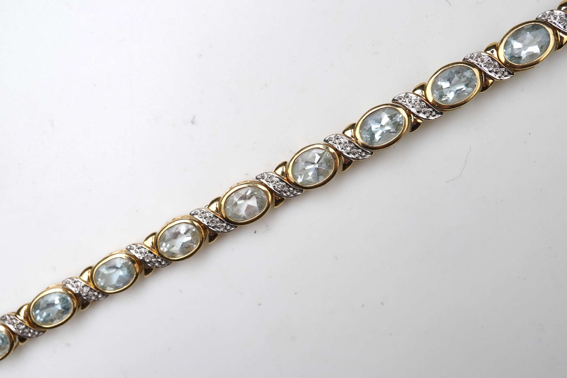 A set of aquamarine jewels